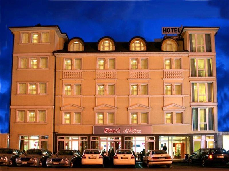 Hotel Atlas Новий Пазар Екстер'єр фото